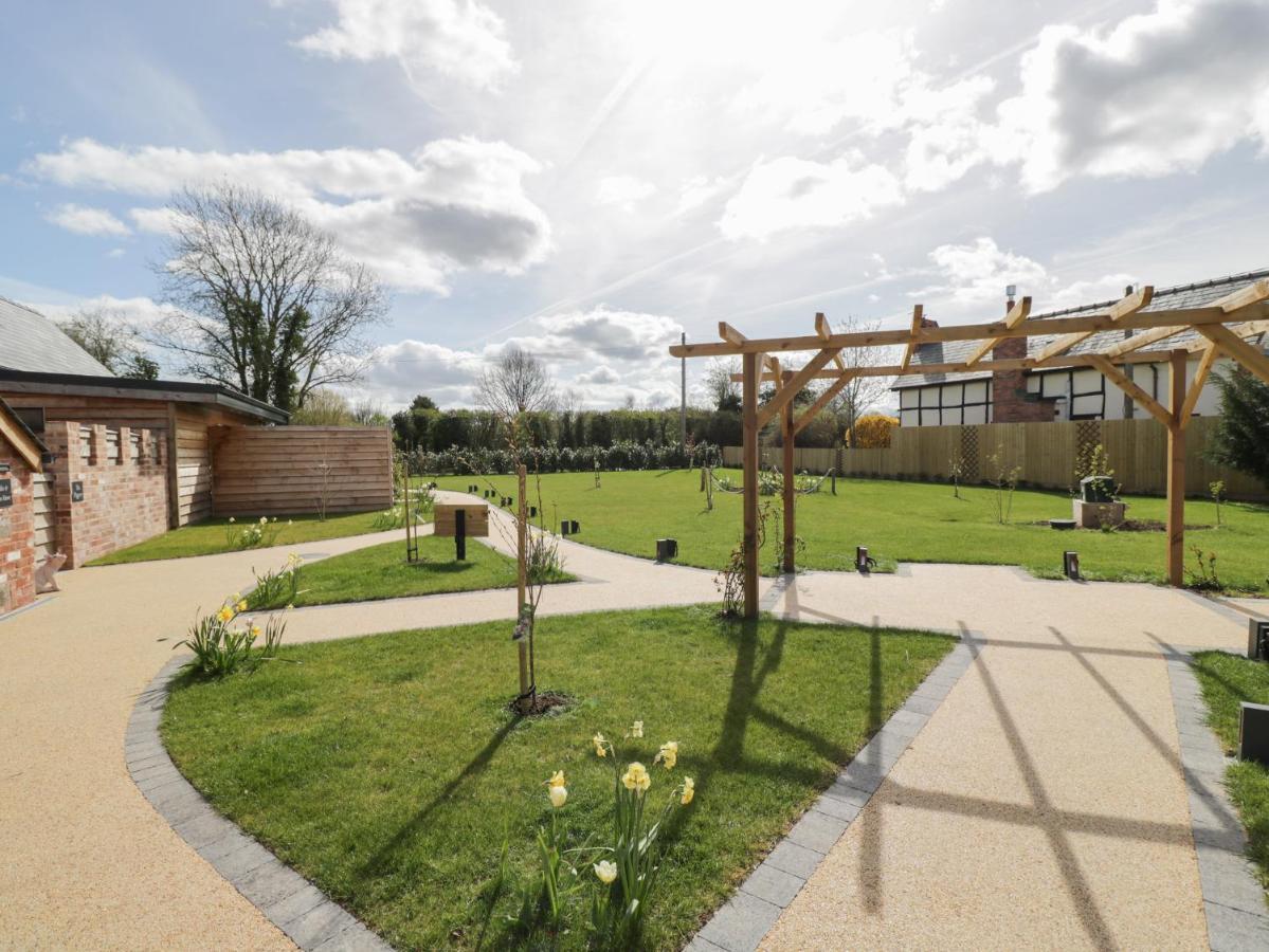 The Stables Villa Hereford Exterior photo