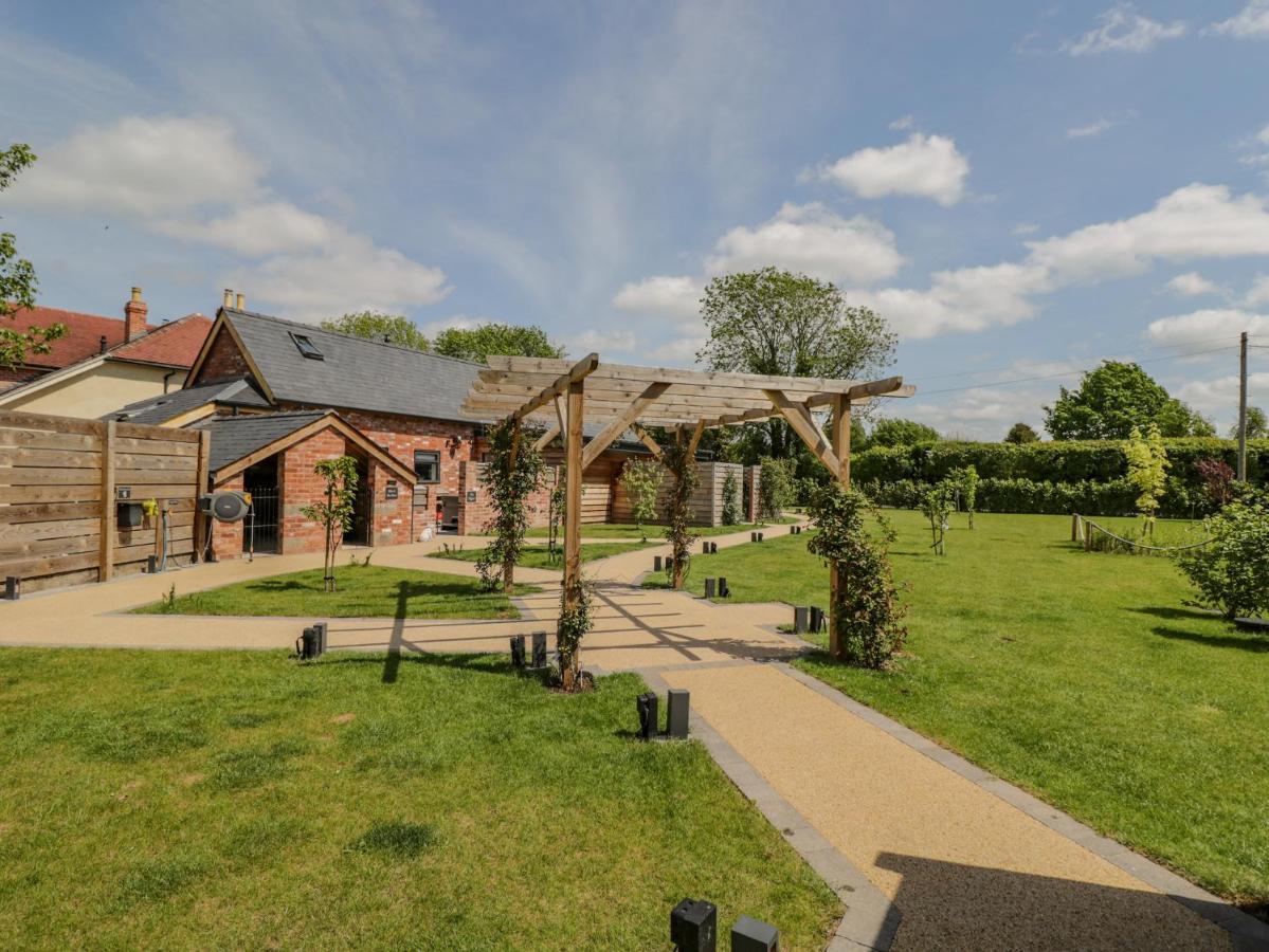 The Stables Villa Hereford Exterior photo